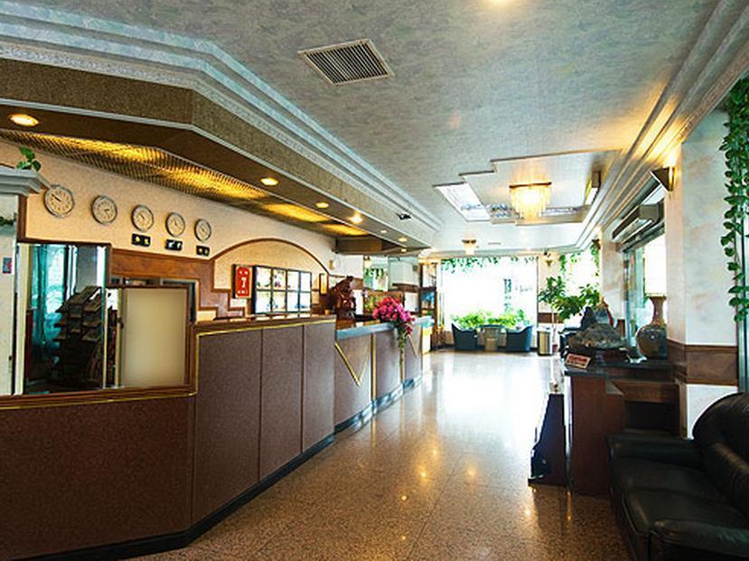 Fudi Hotel Taichung Buitenkant foto